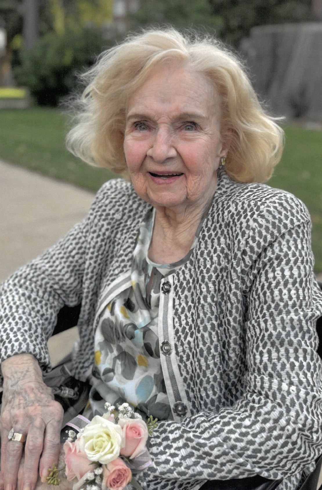 Patsy Barton Obituary-img