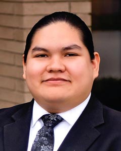 Julio Minon : Funeral Director & Embalmer