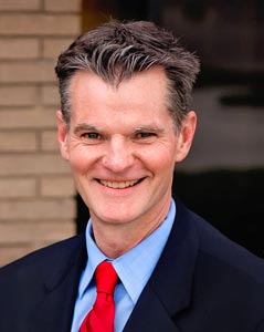 Travis Helmstetler : Funeral Assistant