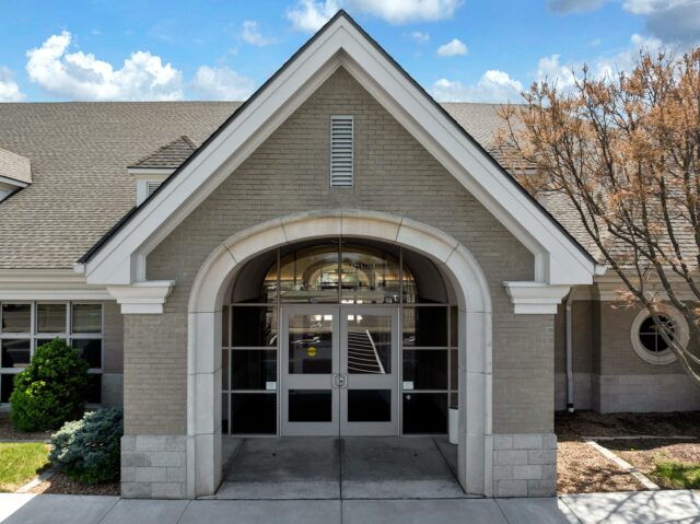 Downing and Lahey funeral home West Wichita KS exterior